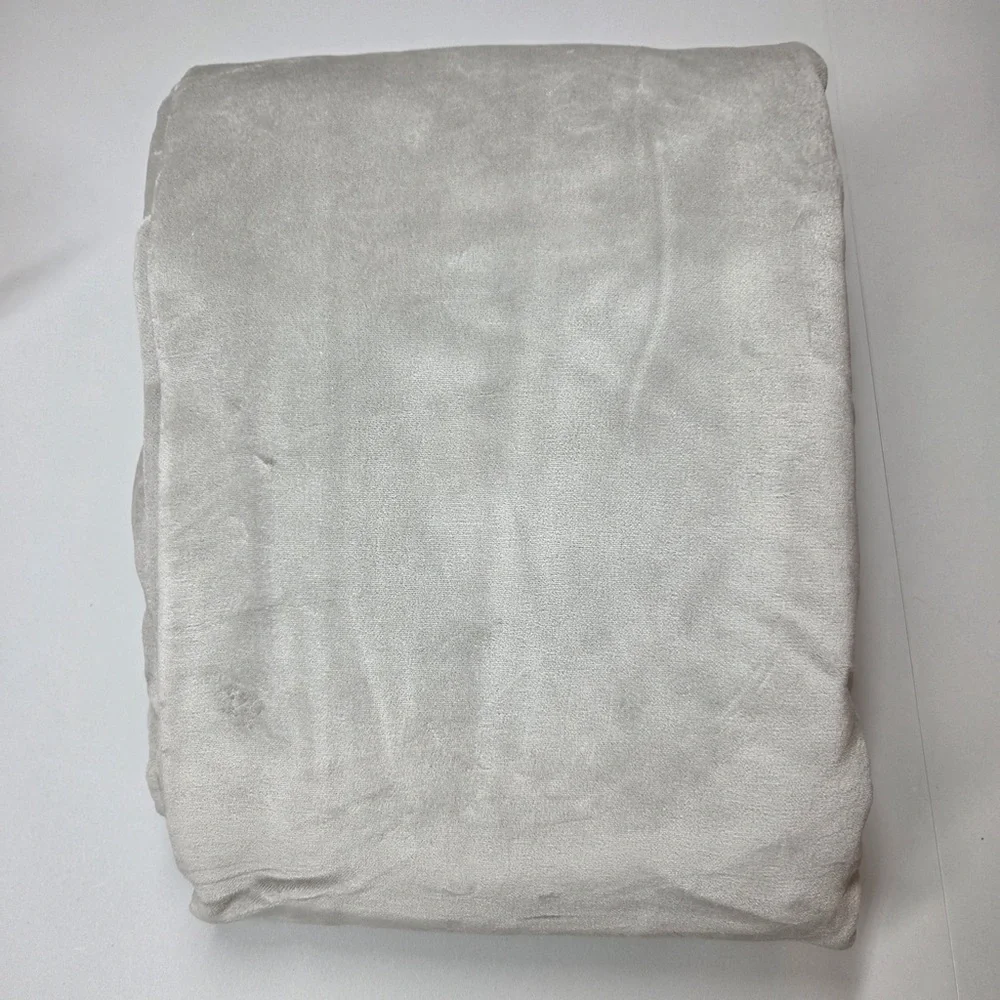 NWOT QUINCE 48x84 Cotton Velvet Room Darkening Curtain Light Grey 3542